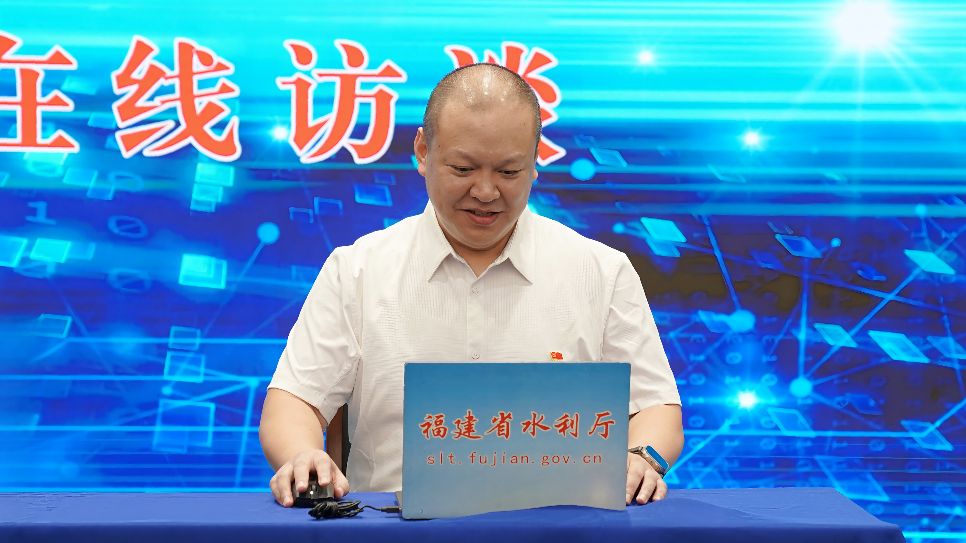 林劲4.jpg